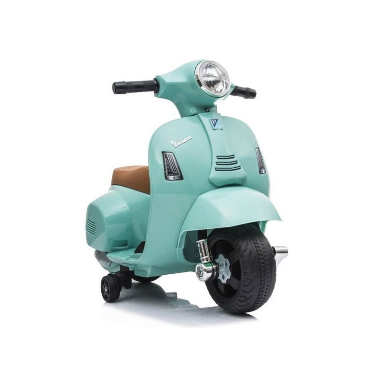 Ciclomotor de moto vespa bonito cor verde. conceito de objeto dos