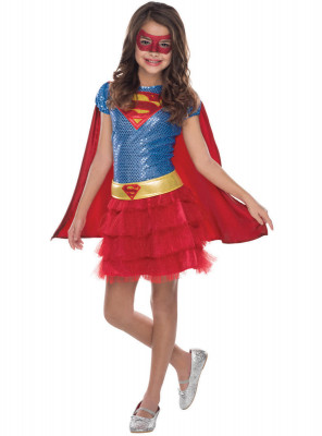 Fato da Justiceira Supergirl para menina