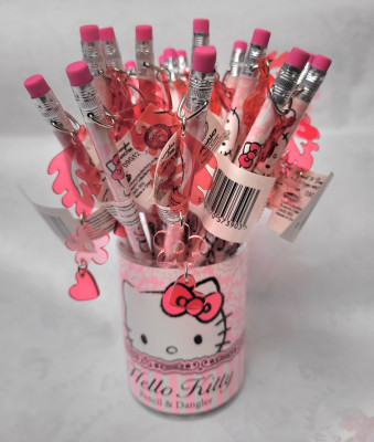 Lápis Hello Kitty com pendente