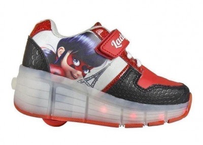 Ténis com Luz e rodas da LadyBug