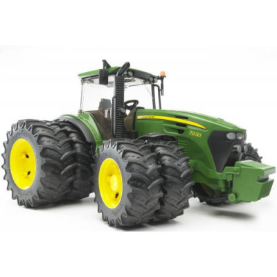 Trator Bruder John Deere 7930 + Par de Pneus