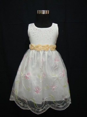 Vestido verão creme tule flowers
