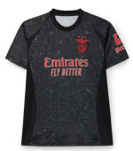 Camisola Replica Oficial Preta S. L. Benfica 2024 Criança